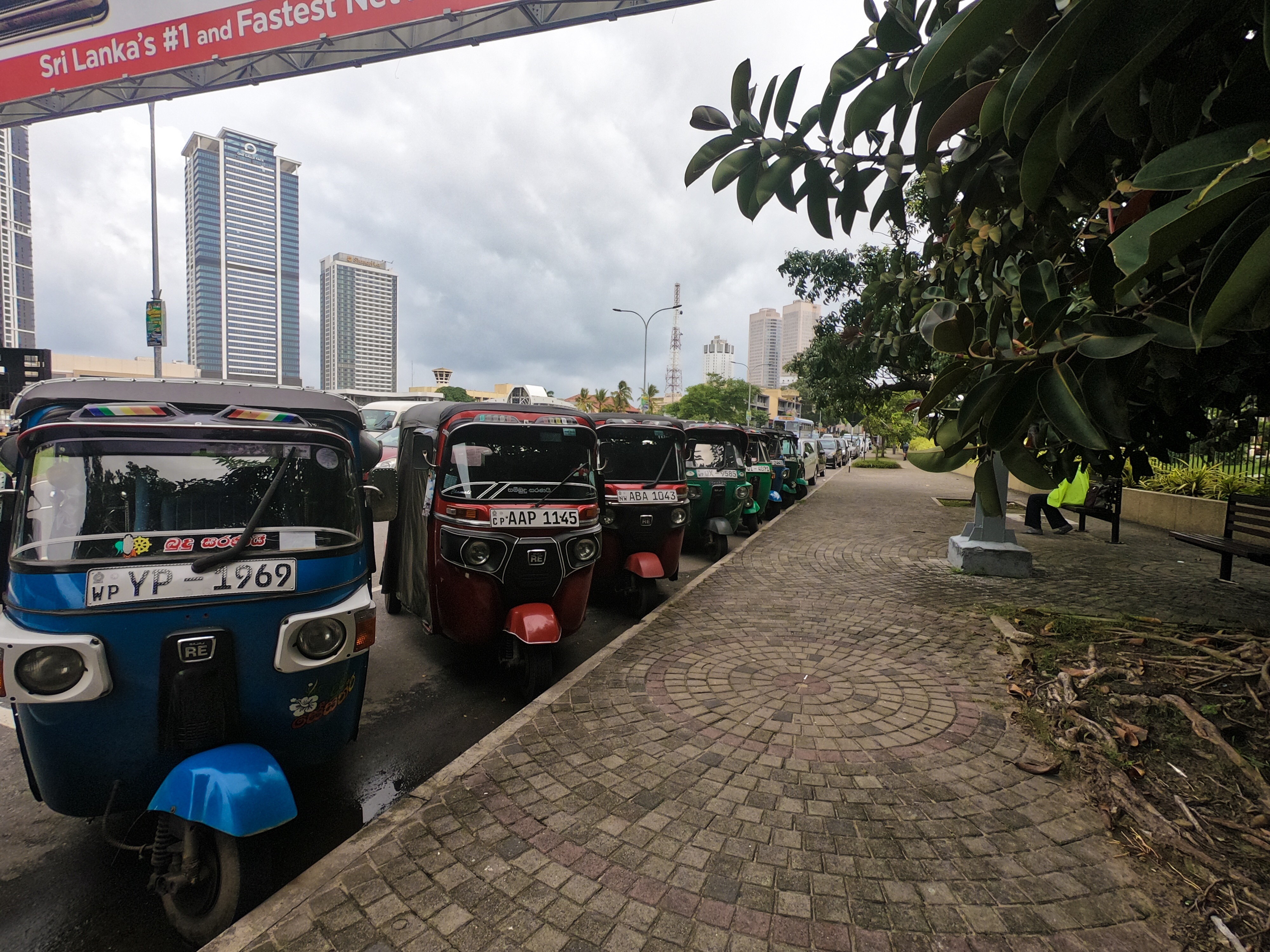 🇱🇰 Colombo & Kandy